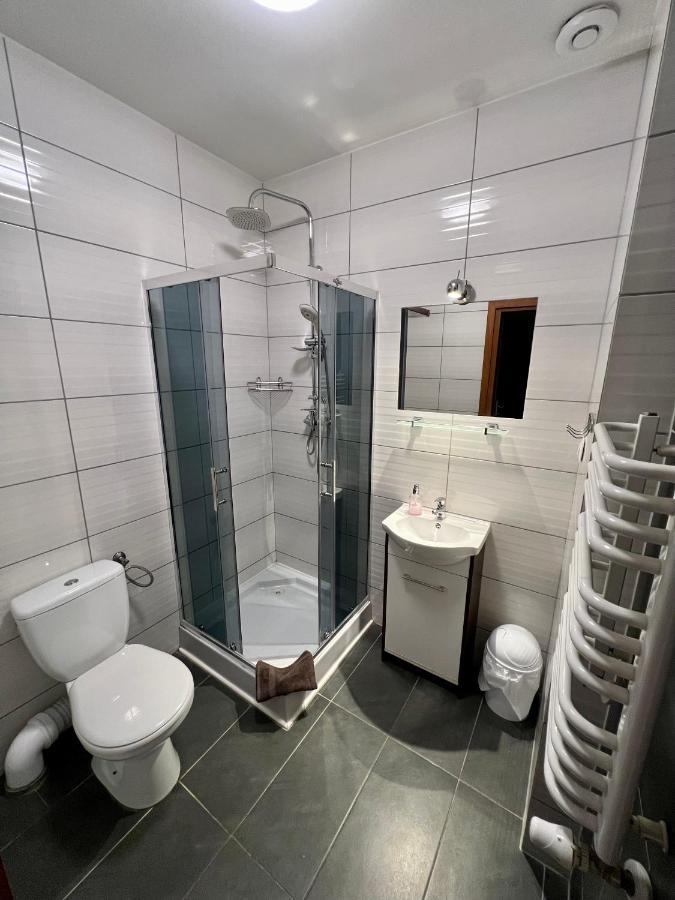 Apartamenty Ostrowiec - Pokoje Goscinne Centrum Ostrowiec Świetokrzyski Exterior foto