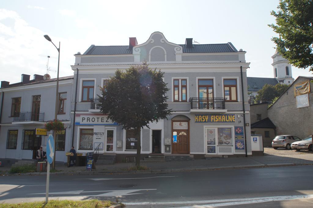 Apartamenty Ostrowiec - Pokoje Goscinne Centrum Ostrowiec Świetokrzyski Exterior foto